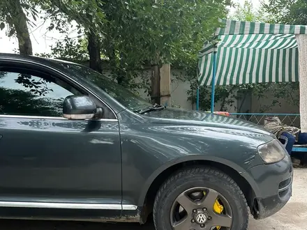 Volkswagen Touareg 2003 года за 3 200 000 тг. в Тараз – фото 17