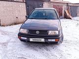 Volkswagen Vento 1992 годаfor2 600 000 тг. в Петропавловск – фото 3