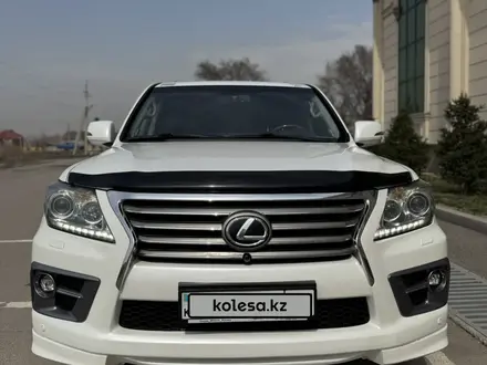 Lexus LX 570 2014 года за 26 500 000 тг. в Алматы