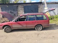 Nissan Primera, 1992