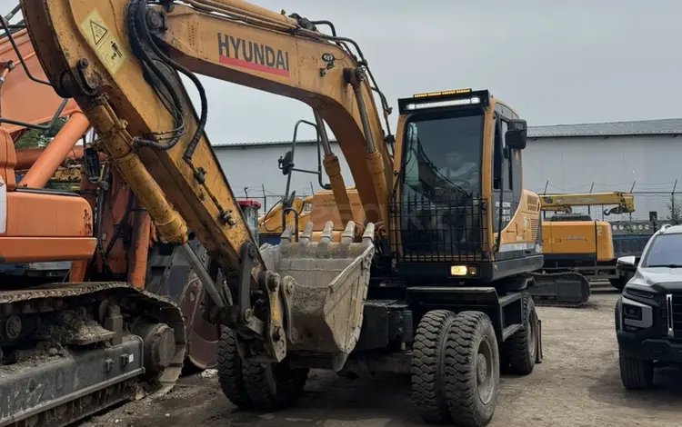 Hyundai  R140W 2015 годаүшін27 000 000 тг. в Алматы