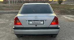 Mercedes-Benz C 180 1996 годаүшін2 200 000 тг. в Астана – фото 3