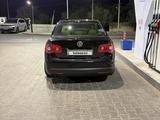 Volkswagen Jetta 2006 года за 3 000 000 тг. в Шымкент – фото 4