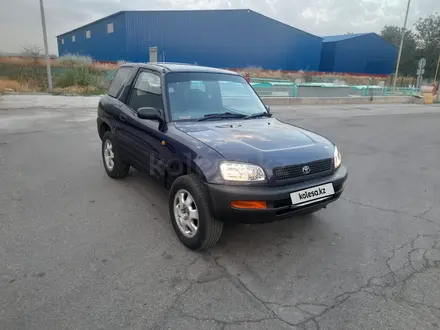 Toyota RAV4 1995 года за 2 500 000 тг. в Алматы – фото 4