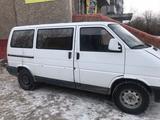 Volkswagen Transporter 1993 года за 1 800 000 тг. в Семей – фото 2