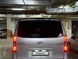 Hyundai Starex 2011 годаүшін9 500 000 тг. в Астана – фото 4