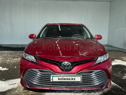 Toyota Camry 2018 года за 8 979 400 тг. в Астана