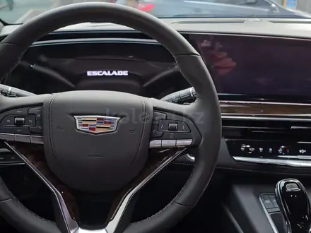 Cadillac Escalade 2022 года за 43 600 000 тг. в Алматы – фото 4