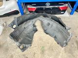 Передний подкрыльник (подкрылок) Camry 70 75 Камри 70 75 за 35 000 тг. в Шымкент