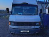 Mercedes-Benz  609D 1994 года за 4 000 000 тг. в Есик