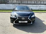 Lexus ES 250 2022 года за 26 000 000 тг. в Астана