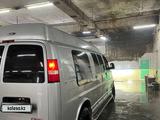 GMC Savana 2008 года за 25 000 000 тг. в Алматы – фото 3