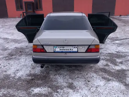 Mercedes-Benz E 200 1990 года за 2 300 000 тг. в Талдыкорган – фото 6