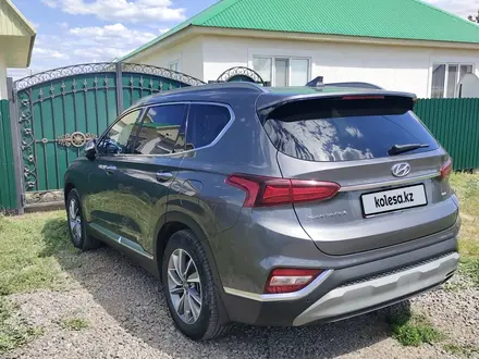 Hyundai Santa Fe 2020 года за 12 000 000 тг. в Уральск – фото 21