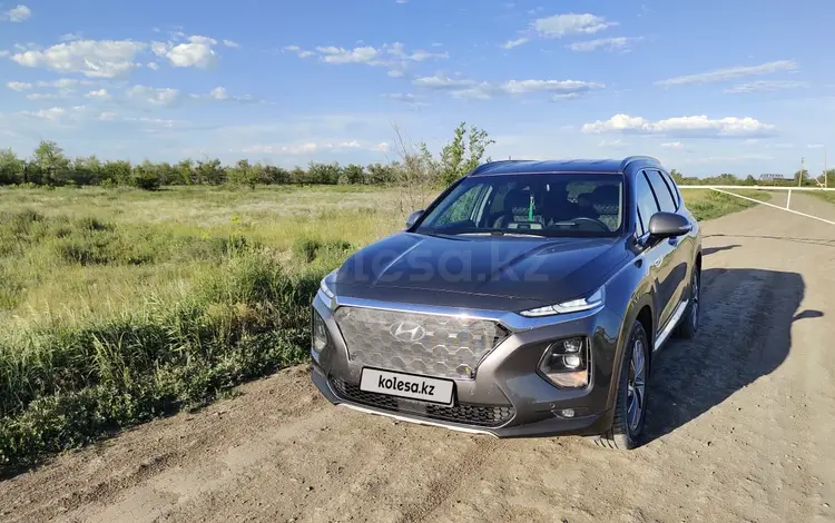 Hyundai Santa Fe 2020 года за 12 000 000 тг. в Уральск