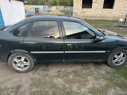 Opel Vectra 1998 года за 1 000 000 тг. в Актобе – фото 3