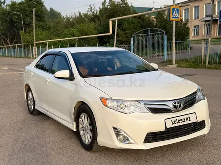 Toyota Camry 2012 года за 7 100 000 тг. в Алматы – фото 2