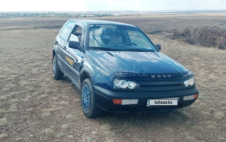 Volkswagen Golf 1992 годаfor1 500 000 тг. в Караганда