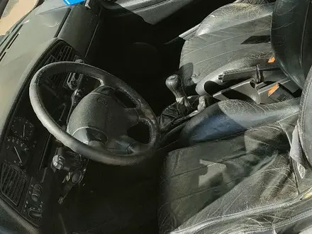 Volkswagen Passat 1995 года за 1 450 000 тг. в Кокшетау – фото 10