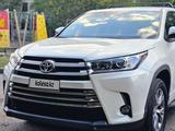 Toyota Highlander 2016 года за 10 000 000 тг. в Талдыкорган