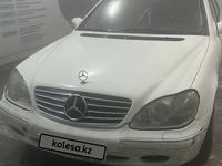 Mercedes-Benz S 320 2000 года за 2 500 000 тг. в Астана