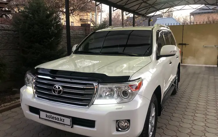 Toyota Land Cruiser 2014 годаүшін27 500 000 тг. в Алматы