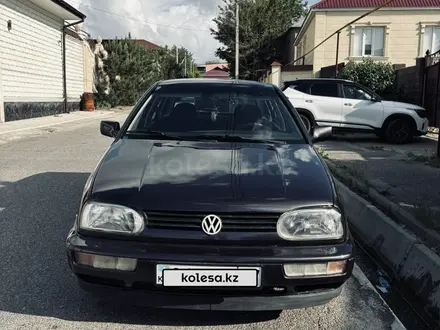 Volkswagen Golf 1996 года за 2 100 000 тг. в Шымкент