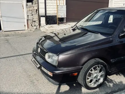 Volkswagen Golf 1996 года за 2 100 000 тг. в Шымкент – фото 9