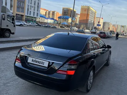 Mercedes-Benz S 350 2007 года за 4 000 000 тг. в Астана – фото 12