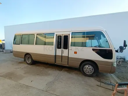 Toyota  TOYOTA COASTER 2008 года за 9 000 000 тг. в Атырау