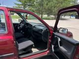 Volkswagen Vento 1993 года за 1 100 000 тг. в Алматы – фото 4