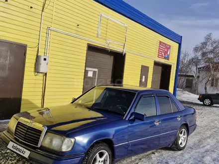 Mercedes-Benz E 200 1993 года за 1 500 000 тг. в Астана – фото 3