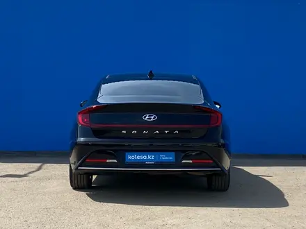 Hyundai Sonata 2021 года за 11 240 000 тг. в Алматы – фото 4