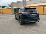 Toyota RAV4 2018 года за 12 500 000 тг. в Аксай – фото 3