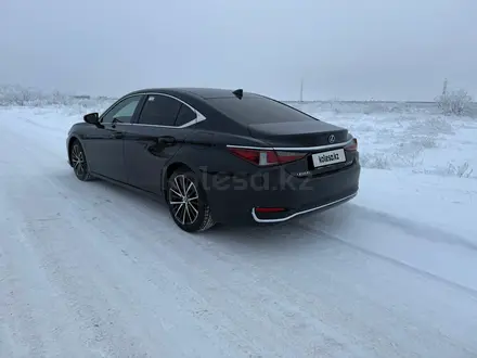 Lexus ES 250 2021 года за 20 930 000 тг. в Астана – фото 5