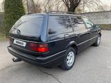 Volkswagen Passat 1993 года за 1 650 000 тг. в Алматы – фото 3