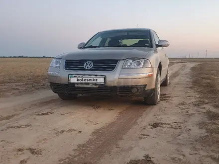 Volkswagen Passat 2003 года за 2 200 000 тг. в Атырау – фото 9