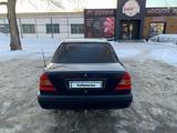 Mercedes-Benz C 180 1994 годаfor1 600 000 тг. в Павлодар – фото 4