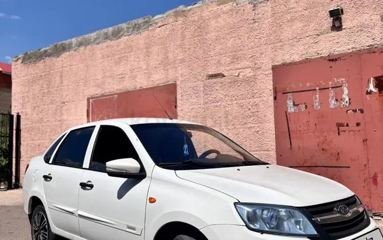ВАЗ (Lada) Granta 2190 2014 года за 2 500 000 тг. в Астана