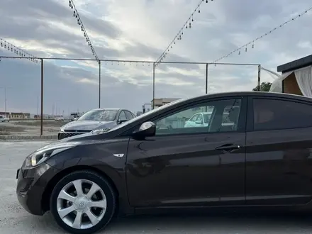 Hyundai Elantra 2014 года за 6 100 000 тг. в Атырау – фото 12