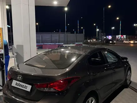 Hyundai Elantra 2014 года за 6 100 000 тг. в Атырау – фото 16
