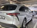 Toyota Sienna 2021 года за 21 000 000 тг. в Алматы – фото 10