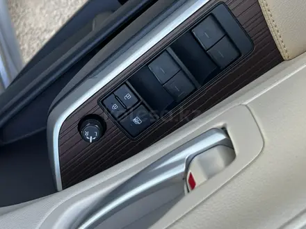 Toyota Sienna 2021 года за 21 000 000 тг. в Алматы – фото 19