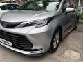 Toyota Sienna 2021 года за 21 000 000 тг. в Алматы – фото 4