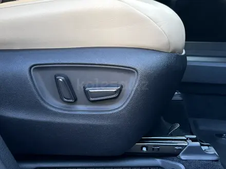 Toyota Sienna 2021 года за 21 000 000 тг. в Алматы – фото 20