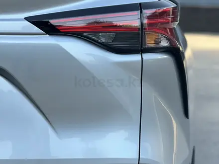 Toyota Sienna 2021 года за 21 000 000 тг. в Алматы – фото 26