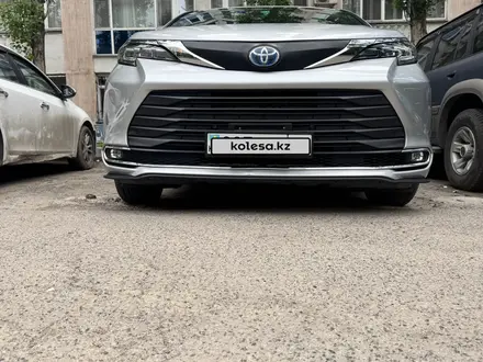 Toyota Sienna 2021 года за 21 000 000 тг. в Алматы – фото 5