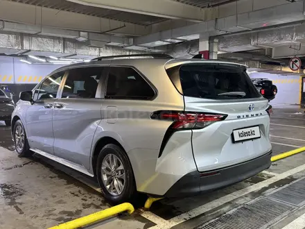 Toyota Sienna 2021 года за 21 000 000 тг. в Алматы – фото 7