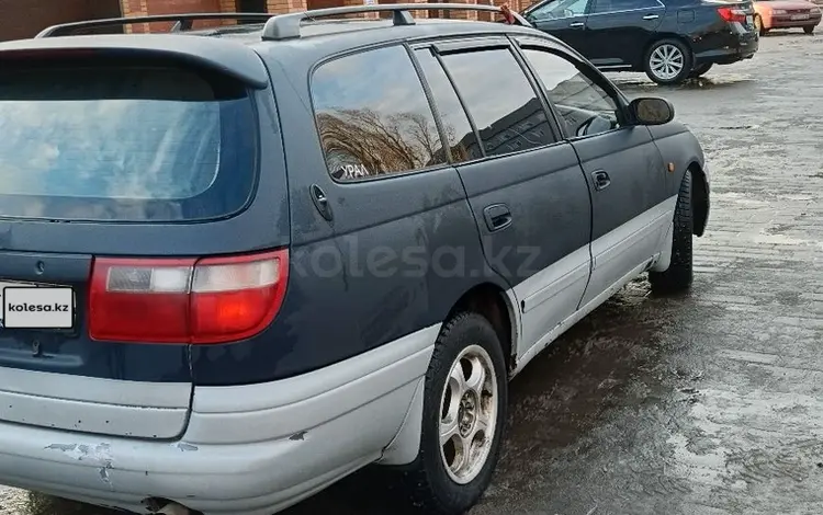 Toyota Caldina 1996 годаfor2 650 000 тг. в Усть-Каменогорск