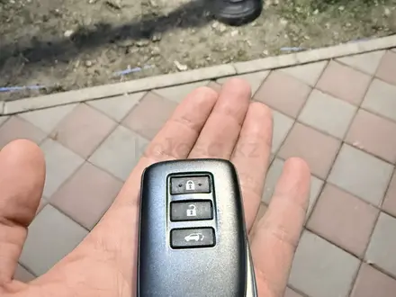 Lexus RX 350 2018 года за 19 500 000 тг. в Алматы – фото 14